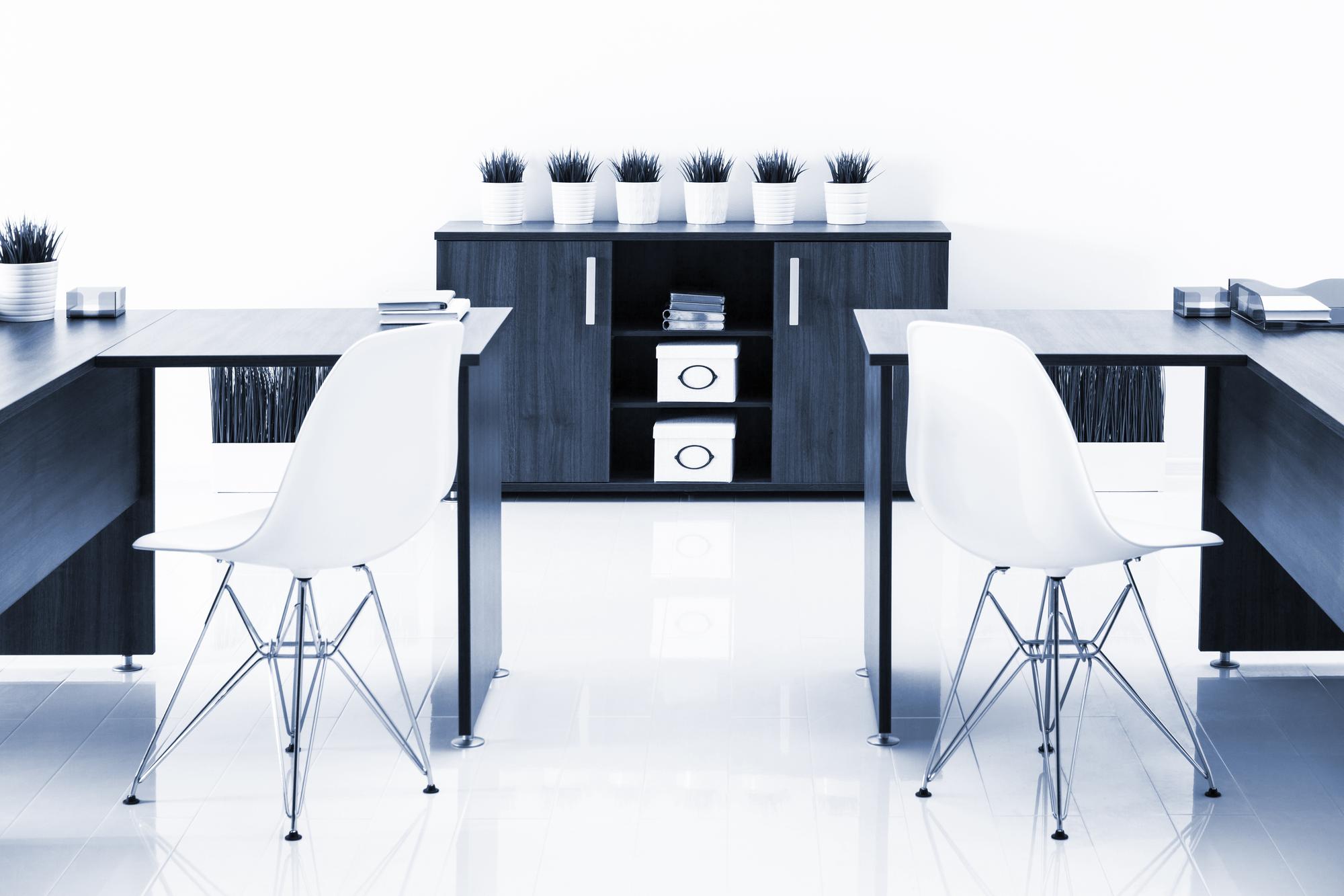 Pricing visual: workshop setup with prep stations